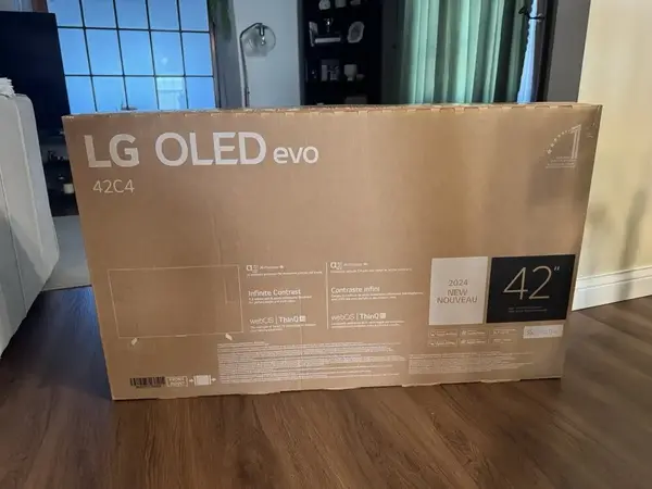 LG Oled42c2pua image