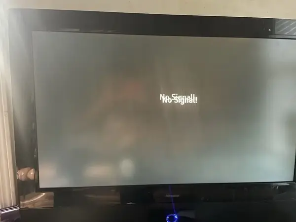 Magnavox Hisense 32A4G image