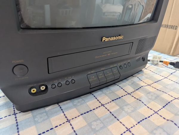 Panasonic PV-M1367AD image