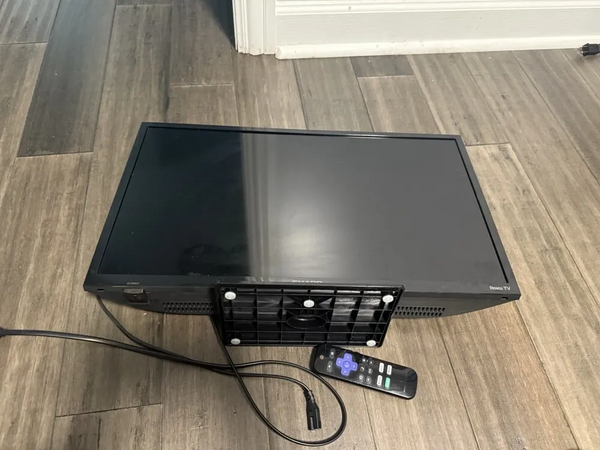 ROKU LG 24LB601U image