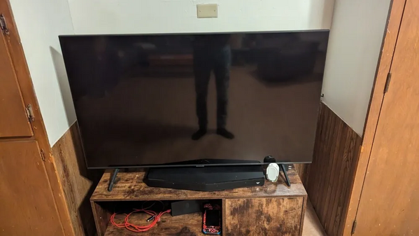 Samsung Cu7000 image