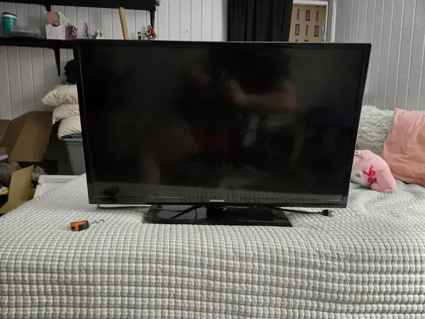 Samsung Un32eh4003f image