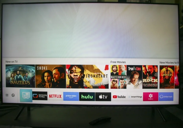 Samsung QN55Q70 image