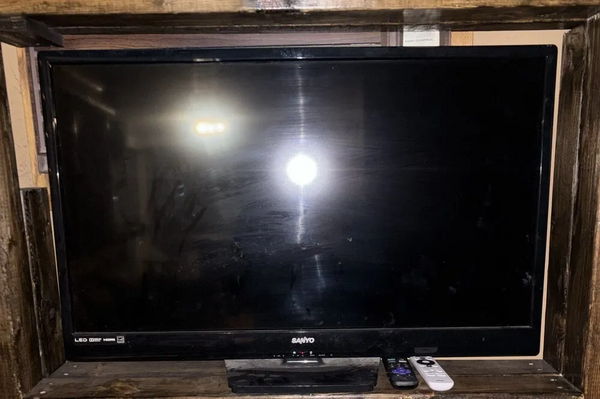 SANYO FW32D08F image