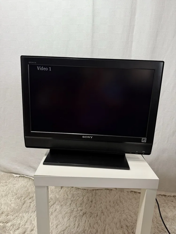 Sony KDL-26S3000 image